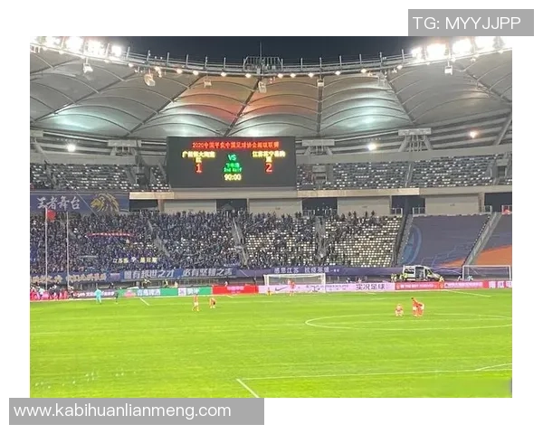 蔚蓝现代与北京国安的激烈对决展现足球魅力与团队精神的巅峰较量