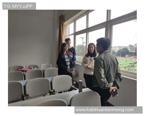 贾诚的成长之路：从平凡少年到职场精英的蜕变与奋斗